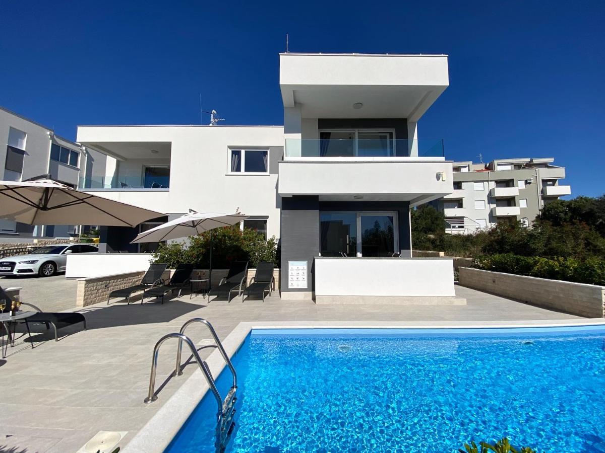 Fantasy Pool Villa Novalja Exterior foto